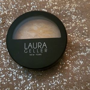 Laura Geller baked foundation in FAIR